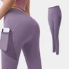 Yoga Outfit Женщины Высокая WAIS Боковая кармана Леггинсы Бесшовные Пушисты Ударные Дамы Подъемный тренажерный зал Фитнес Тренировки Упражнения Брюки 2021