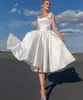 Vestido de noiva curta simples cetim espaguete alça a linha vestidos nupciais branco joelho comprimento robe de mariee sem mangas praia lindo