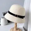 chapeau de trench