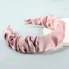 Mode couleur unie tissu plissé à larges bords gros intestin cercle bandeaux pour femmes Simple fête cheveux accessoires