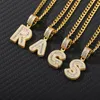 Collares con colgantes, collar con letras iniciales salvajes ostentosas para mujer, acero inoxidable 26 A-Z, cadena brillante, joyería de Hip Hop para hombres