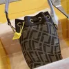 Bolsos de hombro de diseñador Moda Luxurys Diseñadores Cuero Crossbody de alta calidad para mujer