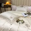 Egyptisk bomullsbädd Set King Queen Size 4pcs Luxury broderi Hotellbäddar Supermjuk täcke täcke lakan Kuddefällor Solid Color Home Textile