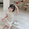 韓国の子供の服の女の子のドレス