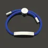 Bracciale con ciondoli Stile moda Uomo Donna Acciaio al titanio Colorato Corda di nylon Bracciale spaziale Inciso V Iniziali Smalto Fascino con velv294f