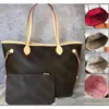 Sac fourre-tout pour femme Sacs à provisions Le sac à bandoulière unique Sac à main de grande capacité Sac de luxe design Matériau en cuir avec petit portefeuille Méthodes d'utilisation multiples