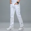 Jeans para hombres 2021 Primavera Otoño Rojo Estilo clásico Pantalones de mezclilla de algodón elásticos rectos Pantalones blancos de marca masculina 8090238L