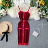2021 Ny design kvinnors mode sexig färgblock spaghetti band singel breasted stickad penna tank klänning
