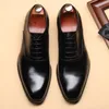 Moda İtalyan erkekler elbise ayakkabıları gerçek deri dantel u erkek ayakkabı takım elbise siyah ofis resmi oxford adam düğün ayakkabıları f18