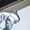 Fedi nuziali da donna alla moda Anello di fidanzamento in moissanite Anello di apertura regolabile con diamante da 1 carato