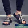 Sandales d'été nouvelles chaussures de mode coréennes polyvalentes pantoufles de plage