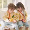 Garoto suéteres primavera rj marca meninos meninas cute xadrez cardigan bebê criança tricotada camisola outwear irmãs irmãos roupas 211104