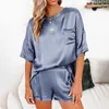 Verão imitado pijama de seda set senhora sleepwear cor sólida manga curta o pescoço t-shirt de bolso shorts irregular de duas peças terno 210608