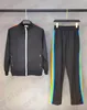 2021メンズトラックスーツフーディーズレディースデザイナー服を着たマンスウェットシャツhommeスウェットシャツジョギングスーツ男性Sパンツスポーツウェア