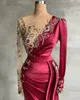 Fantástico ouro bordado contas apliques vestidos de noite vintage vermelho escuro sheer manga longa plissados vestidos de festa de baile vestidos bc535294935