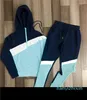 Winte Designer Tracksuits Mens 럭셔리 땀복 한 Hoodies Street Leisure Hooded Men Jogger Classic Womens Jacket + Pants Tracksuit x1