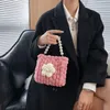 イブニングバッグファッションフラワーパールチェーンアクリルハンドバッグ女性ミニトートバッグニットデザイナー小さな財布財布女の子の誕生日ギフト