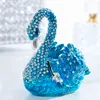 HD Elegant Blå Swan Trinket Keepsake Box Ornament Kristaller Hinged Figure Collectible Bejeweled Ring Holder Bröllop Favoriter 211108