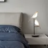 Современная светодиодная настольная лампа с глазом защищать смарт-сенсорное управление Dimmable для кроватей комната прикроватная прикроватная света