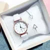 Relógios de pulso relógio simples para mulheres pulseiras vintage ladies moda watchwatch feminino pequeno relógio de tendência requintada presente relogio