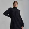 Stickad kostym Kvinnor Höst Vinter Långärmad Turtleneck Sweater Pant Two Piece Set Casual Fashion Brouser Passar Green Khaki 211116