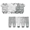 Vestiti Estate Tuta neonato Manica corta Pagliaccetti per bambini Pantaloni 100% cotone Unisex Ragazzo Ragazze Set di abbigliamento 210309