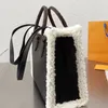 Designer Lammwolle Teddy Winter Totes Plüsch Louiseits Einkaufstasche Großraumpaket Viutonits Wolle Umhängetaschen Stickerei Brief Pelz Handtaschen