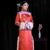 Chinesischer Hanfu-Palast, altes Kostüm, Gongsuoliancheng-Aufführung, Qing-Dynastie, Frauen der Mandschu-Nationalität, reguläre Konkubine, Königinjacke + Rock, Bühne