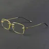 mans lunettes de soleil jaunes