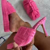 Nova Moda Laranja Simples Pele Macia Chinelos Dedo Quadrado Salto Alto Mule Sapatos Femininos 2022 Verão Ao Ar Livre Slides Sandálias