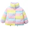 Flickor Rainbow Colorful Down Jacket Vinterflickor Baby Tjockad Plysch Vattentät Hooded Bomull 211222