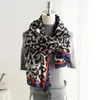 Kvinnor Leopardtryck sidenscarf 180X90CM Strandhandduk Kvinna Foulard Echarpe Designer Bandana Sommarsjal och Wraps