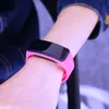 Équipement de conditionnement physique en plein air Sport LED Montres Candy Jelly hommes femmes Caoutchouc de silicone Écran tactile Bracelet numérique Montre-bracelet
