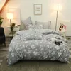 Solstice Gris Starry Sky Fashion Soft Couette Literie Ensembles King Full Twin Taille Doublures Housse de couette Taie d'oreiller Draps de lit 210309