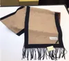 2021 Modeschal für Männer Designer Buchstaben Muster Mans Wolle Dicke Schals warme Schals Größe 180x30 cm
