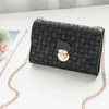 Toptan Küçük Deri Çanta Kadınlar Pembe Crossbody Çanta Kilit Tasarım Bayanlar Mini Omuz Messenger Çanta