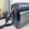 Прямоугольная версия Black Cool Bag Men and Women Messenger Cross-Body Buils Pure Color Простой Служба Стиль Сумка Высококачественный Кожаный Чехол