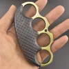 Kelepçe Anti-Slip Güçlü Metal Knuckle Duster Four Finger Tiger Kendinden Savunma Açık Kamp Cep EDC ARAÇI