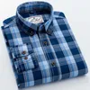 Британский стиль мужской плед с длинным рукавом повседневная рубашка регулярная подходящая кнопка-воротник дизайн 100% хлопок высокого качества мужские социальные рубашки 210708