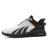 2022 Frühling Neue Herren Laufschuhe Atmungsaktive Mesh Oberspitze Low Cut Trainer Mode Lässige Sport Turnschuhe Männer