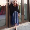 Qooth Autumn Trendy Women Tulle Shiny Pleate Skirts All-Match膝の長さコントラストカラーTutu Midi with Lining QT109 210609