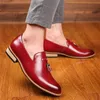 Luxury Pointed Toe Läder Skor Affärsmän Klänning Casual Soft Formal Shoes Andningsbara Bröllop Loafers Stor Storlek