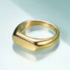 Anello in acciaio inossidabile placcato oro 18 carati retrò dal design classico Anelli da dito per uomo e donna di alta qualità
