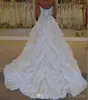 2020 Newest Elegant Beaded White Wedding Dresses With Appliques Ball Gown Long Wedding Party Dress Bridal Gowns WD1069