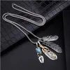 Fashion New Style Feather Eagle Claw Men and Women Hip Hop Hop Exquis Personalité Collier Pendant Bijoux de luxe Cadeau Q05316575535