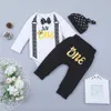 Newborn Baby Boys Outfits Bebe Comper Suit 3 ШТ. Шляп Ремешок Печать Симпатичный Лук Детская Ромпер Топ + Длинные Длина Брюки Малыша Наборы 0-12 м G1023