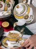 Gold Bone de luxe Chine Tea Saucer Cuillère Ensemble Coupe de café en céramique Porcelaine Tasse Teating Taza Taza Cafe Teatime Boissons EE50BD