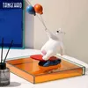 Creative Figurine Surf Bear Home Decor Moderne Résine Miniature Sculpture Figurines Nordiques Pour Intérieur Chambre Décoration Accessoire 211105