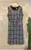 Herfst Winter Mouwloze Tweed Jurk Mode Vrouwen Plaid Tassel Kralen Dames Vintage Tank Party Vestidos 210529