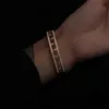 2021 Nytt rostfritt stål smycken breddad Zircon Sky Star Clasp Bracelet Kvinnors fashionabla och lysande armband BSZ148 Q0720